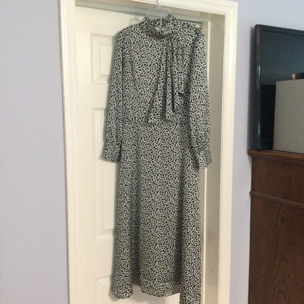 Black and White Long Sleeve Dress